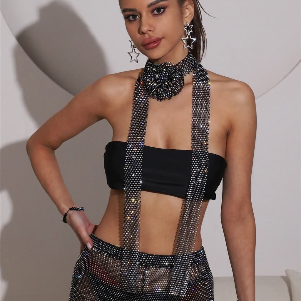 Cachecol com padrão de rosas e strass, cachecol longo para o pescoço, versátil para uso casual, adornado com diamantes,
