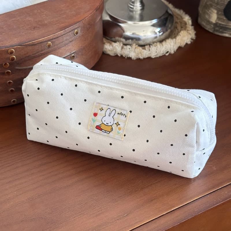 Estojo de lápis de alta capacidade para estudantes com design de coelhinho fofo e alto valor estético.