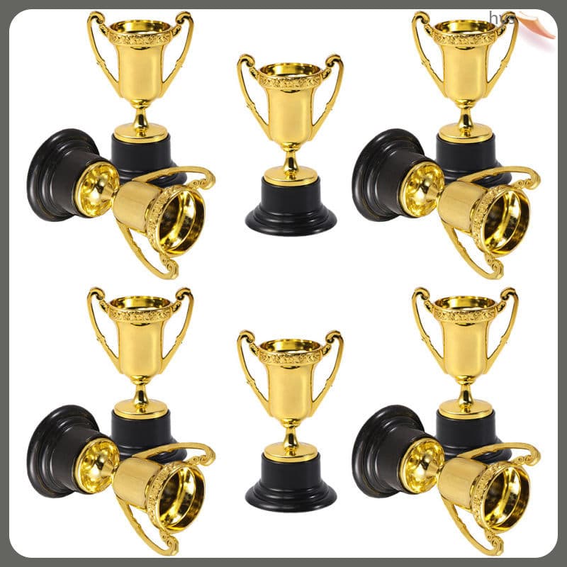 💍 20Peças Copas Decorativas De Plástico Dourado Para Atividades Esportivas