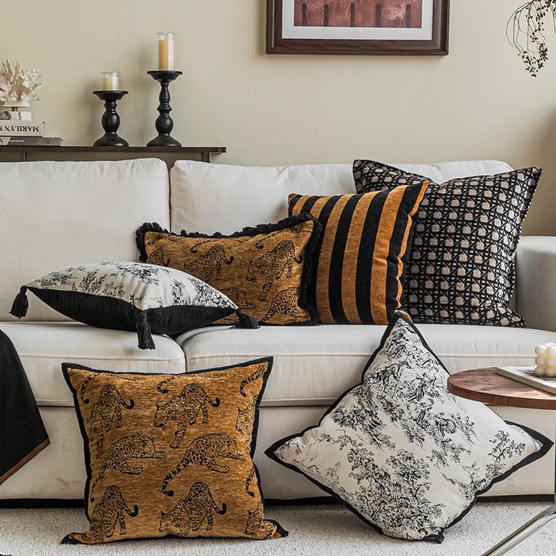 Estilo Medieval francês High-End sala de estar sofá almofada amarelo marrom leopardo tigre padrão preto sofá adaptar