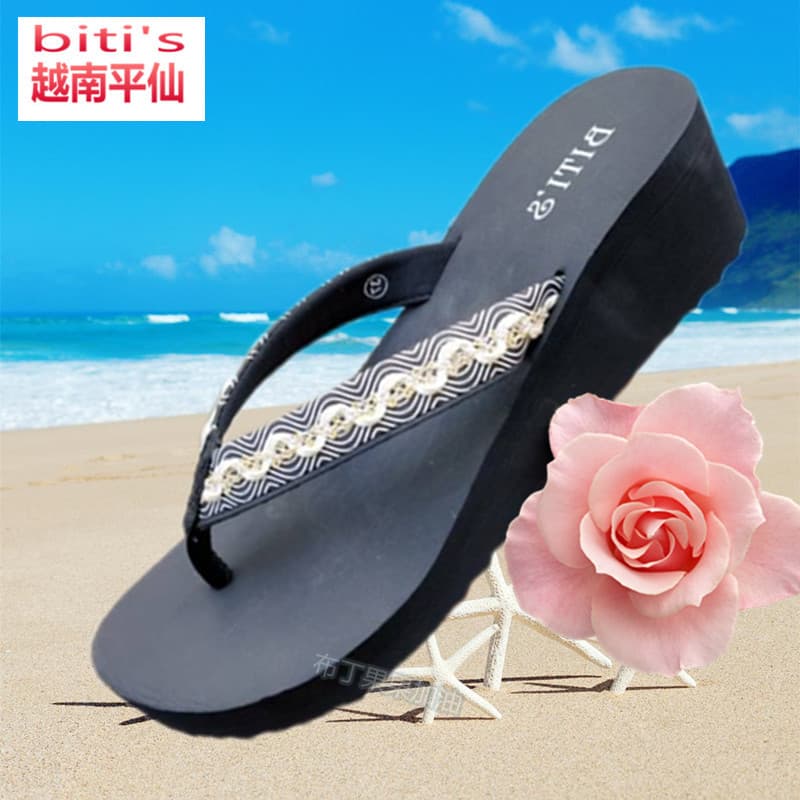 Vietnam Pingxian Flip-Flops feminino verão novo estilo moda exterior usar chinelos de salto cunha feminino All-Match Mid