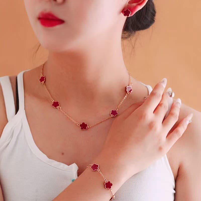 1 Conjunto Moda Ouro Cinco Trevo Flor Colar Pulseira Brinco Feminino Sorte Conjuntos De Jóias Presente Do Dia Dos Na