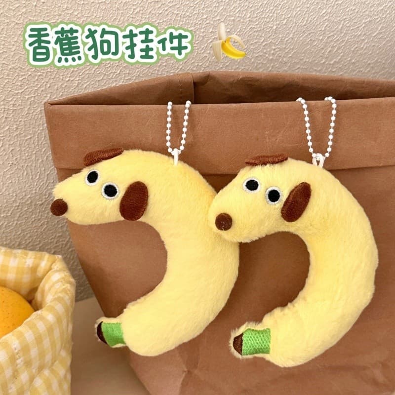 Bonito Pelúcia Banana Cão Boneca Chaveiro Estudante Menina Mochila Pingente Acessórios Decorativos Amigo Presente