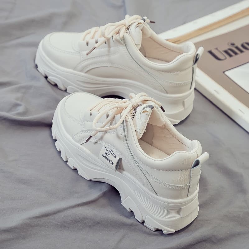 Mulheres primavera novo estilo de sola grossa All-Match ins respirável esportes na moda sapatos