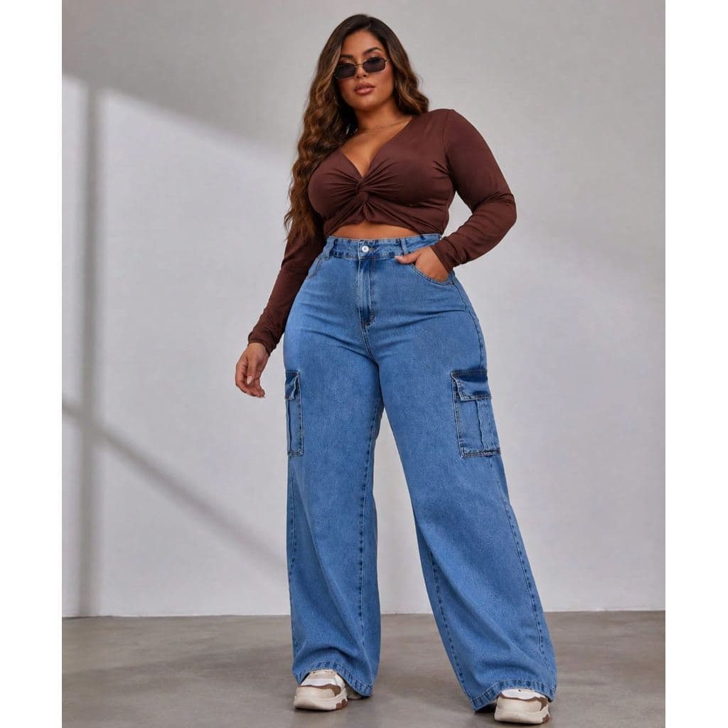 Calça Jeans Cargo Plus Size Wide Leg Cintura Alta Lavagem Azul Clara