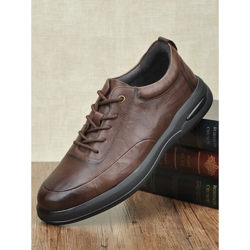 Primavera outono sapatos masculinos 2026 novo estilo camada superior couro sola macia confortável Commuter Casual negóci