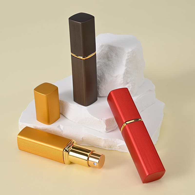 Em estoque frascos de recarga de perfume de 12ML, frascos vazios feitos de alumínio galvanizado, os frascos de recarga d