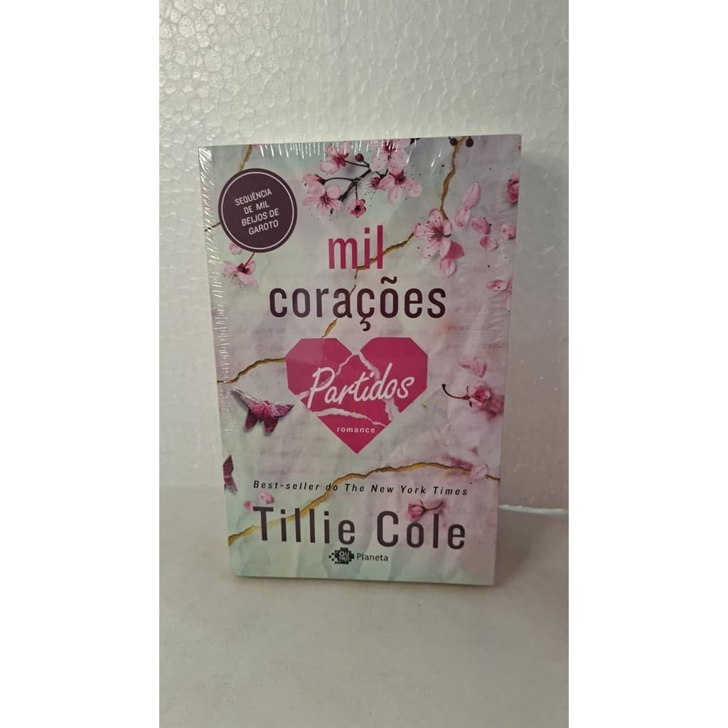 MIL CORAÇÕES PARTIDOS autor TILLIE COLE