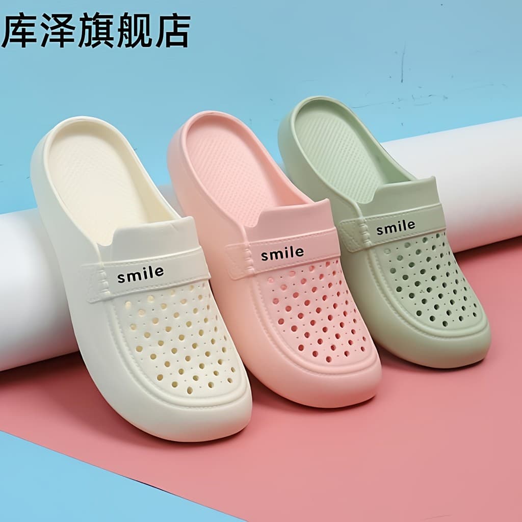 Baotou sandálias chinelos femininos leves antiderrapantes exterior Wear verão moda plana beira-mar praia buraco sapatos