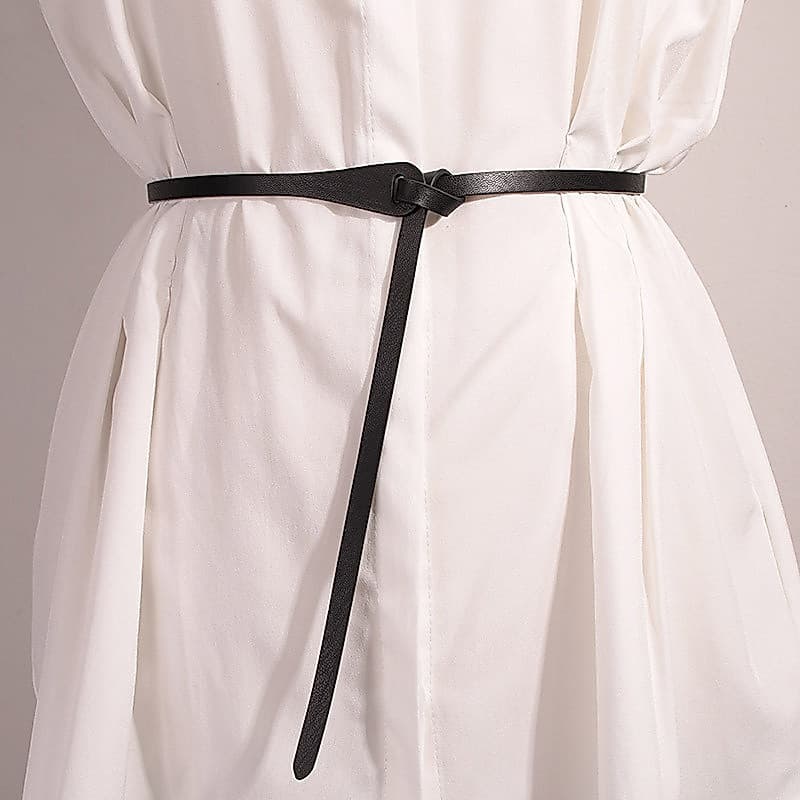 Cinto Elegante Do Vestido Plutônio Com Largura Fina E Detalhe Feito À Mão Das Mulheres Para