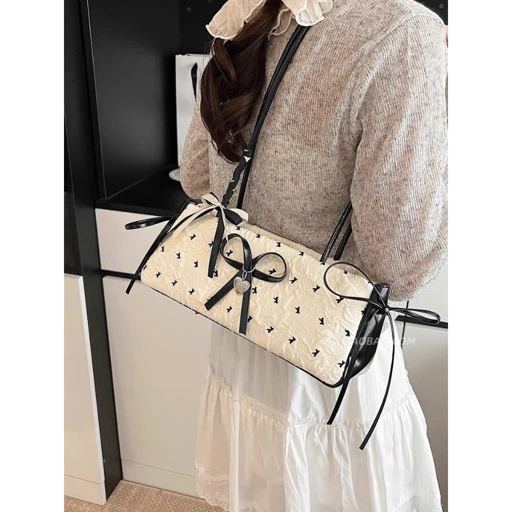 Bolsa de ombro feminina longa estilo baguete com laço de pérolas, bolsa de luxo estilo coreano para saídas e festas - TX