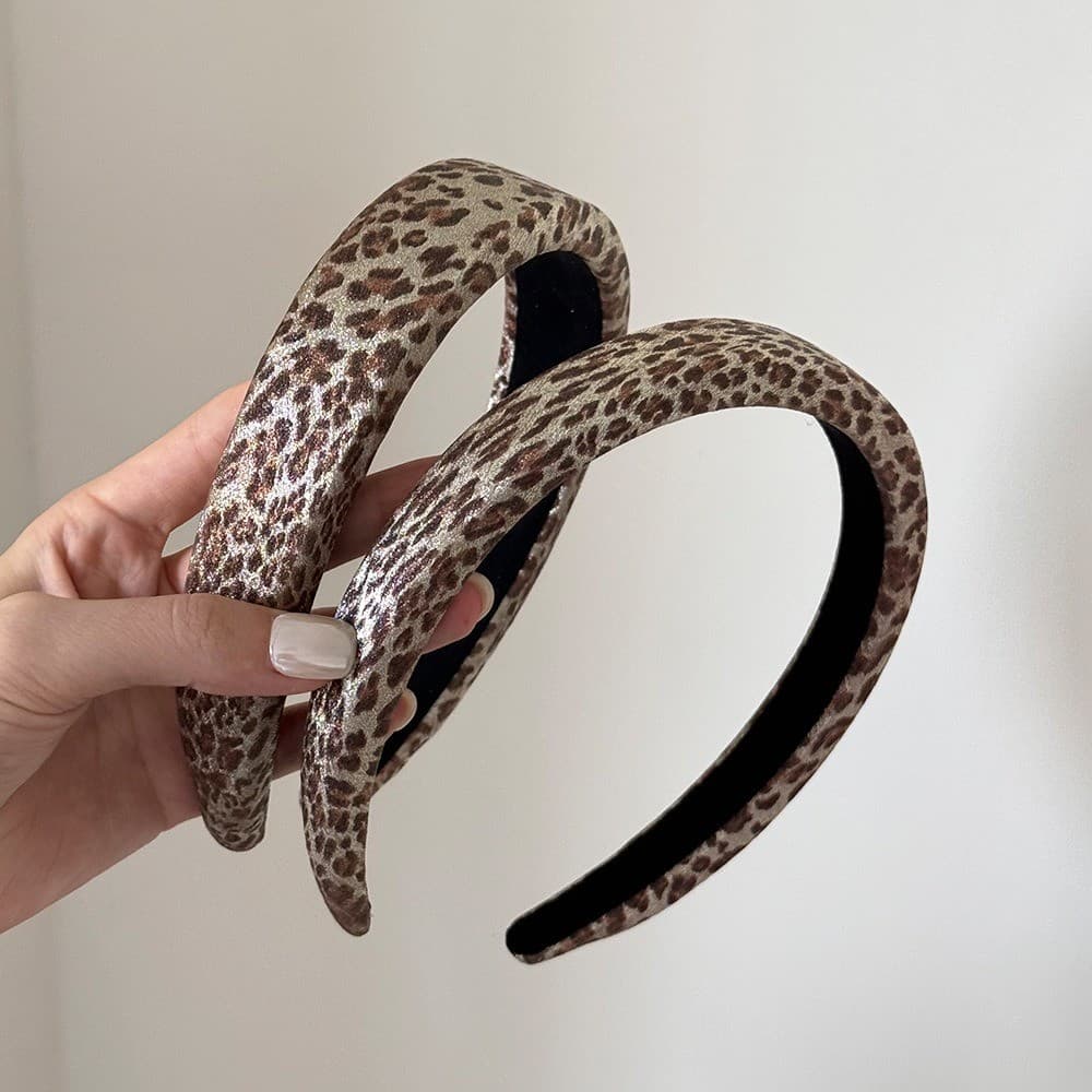 Moouga/simples Retro leopardo impressão cetim esponja bandana All-Match alta crânio rosto pequeno Anti-deslizamento pres