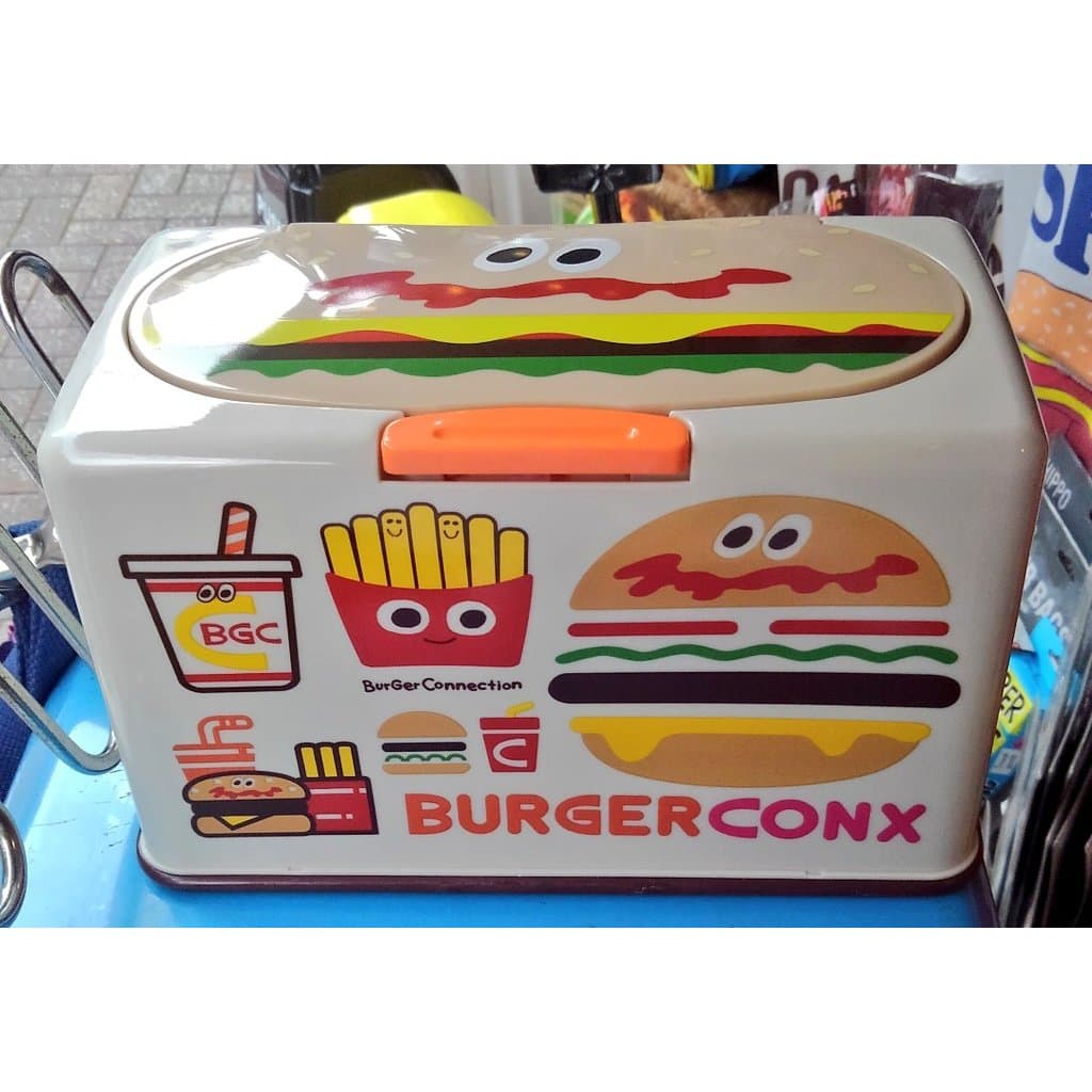 Estoque pronto Japão skatista Cartoon Burger Batatas fritas Máscara descartável Caixa de armazenamento à prova de poeira