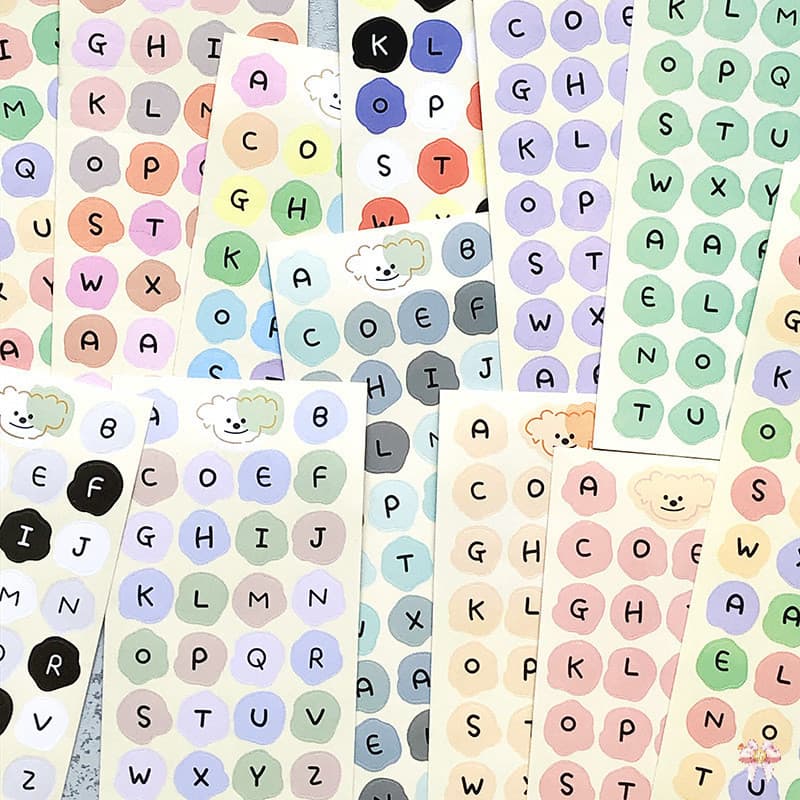 Ins série de cores maiúsculas minúsculas inglês conjunto de adesivos alfanuméricos urso marca redonda manual diy adesivo