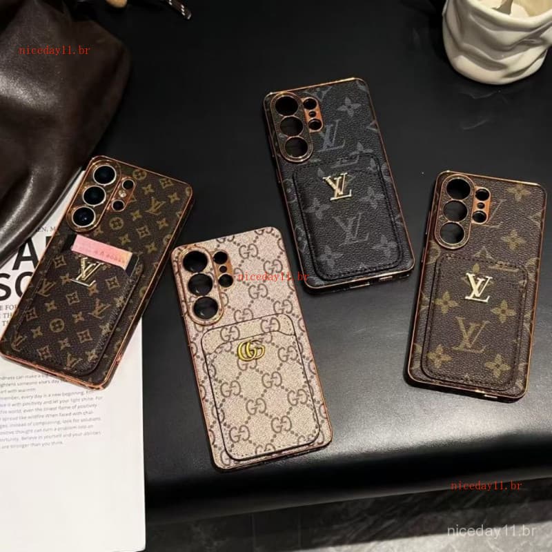 Capa de celular de couro de luxo com etiqueta metálica e slot para cartão, da marca Fashionable, adequada para Samsung G