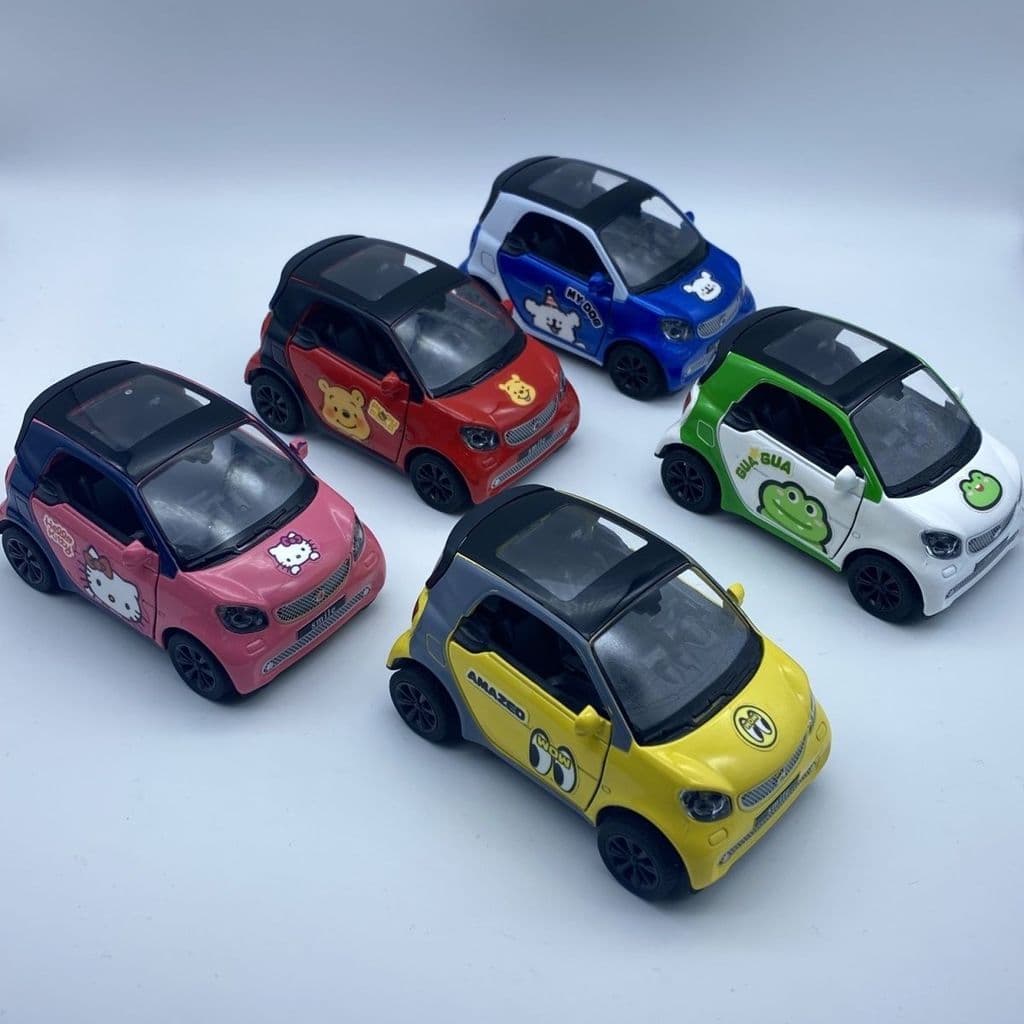 Benz SMART Alloy Cartoon Car Model Enfeites de brinquedo infantil com música leve Pull Back Car