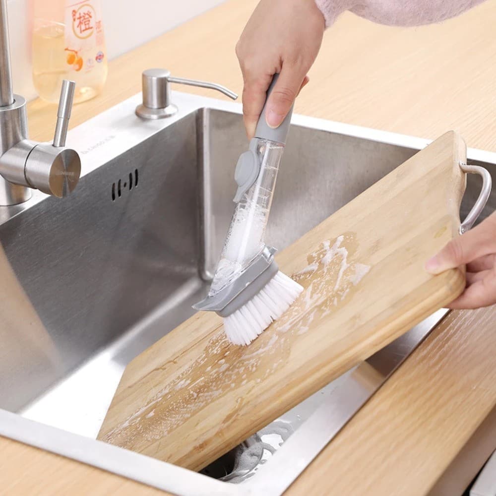 Escova com Dispenser para Sabão e Detergente com Bucha e Cabo