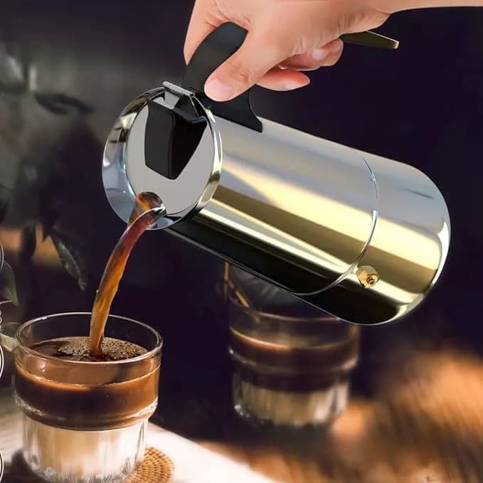 Cafeteira Italiana em Aço Inox para Café 3 Xícaras Fogão Gás Elétrico Indução e Preparo Profissional