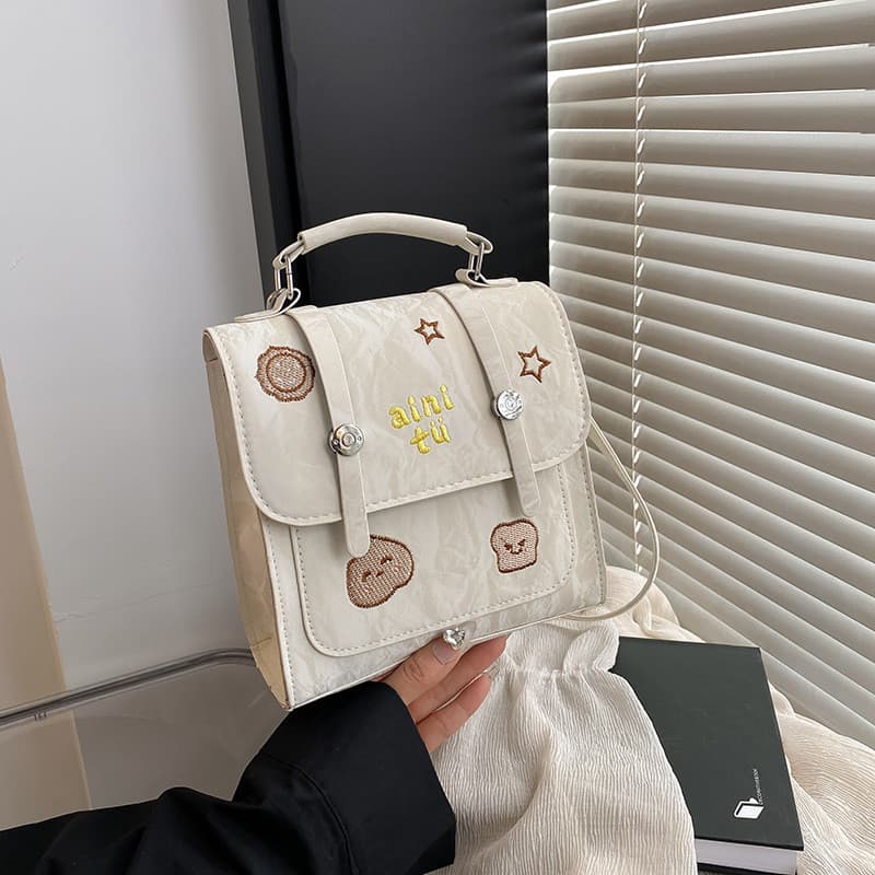 Meninas nicho Design mochila feminina 2026 novo estilo verão moda High-End estudante de um ombro mensageiro pequena moch