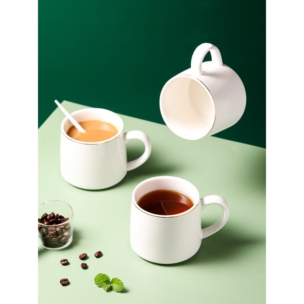 Caneca de cerâmica branca simples xícara de café com alça copo de água de acampamento cor sólida arroz madeira estilo ja