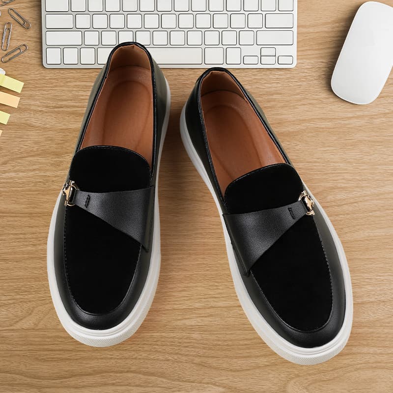 Britânico Retro mocassins masculino All-Match na moda um Pedal de sola grossa Casual versão coreana ervilhas sapatos mas