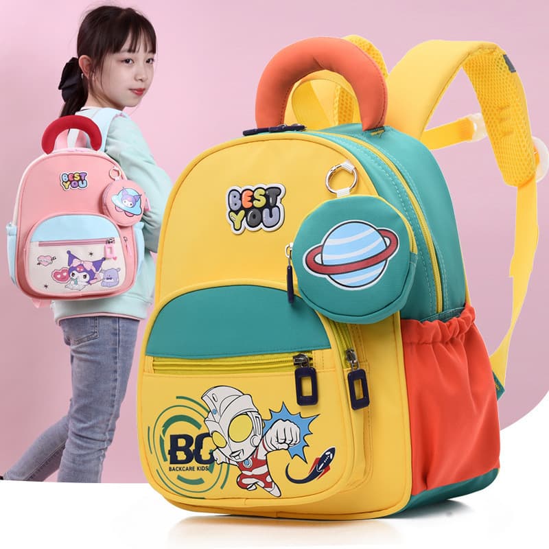 Crianças jardim de infância Ultraman mochila meninos meninas bebês passeio jogar leve redução de carga Anti-deslizamento