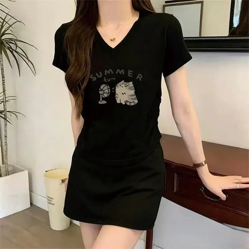 Modal com decote em v impresso de manga curta feminino fino ajuste plissado camiseta Design sentido 2026 verão High-End