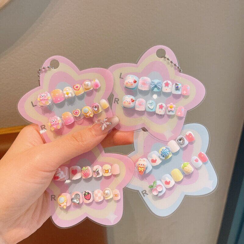 Crianças vestindo unhas meninas 2026 novo estilo adesivos de unhas crianças meninas Manicure adesivos peças de unhas aut