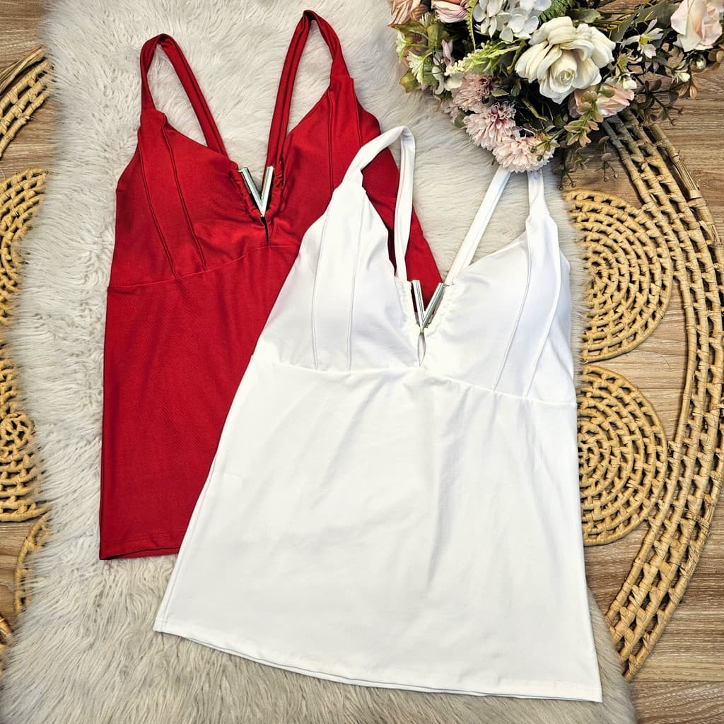 Blusa feminina plus size suplex GG 44 a 48 decote em V