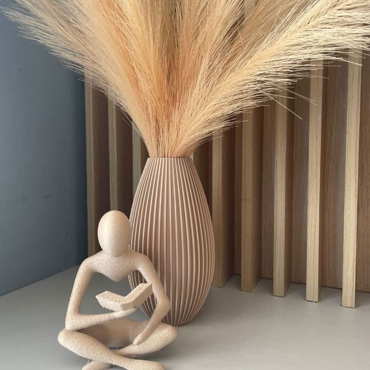 Kit Escultura Leitor + Vaso Decorativo – Ideal para Plantas Artificiais e Arranjos Decorativos