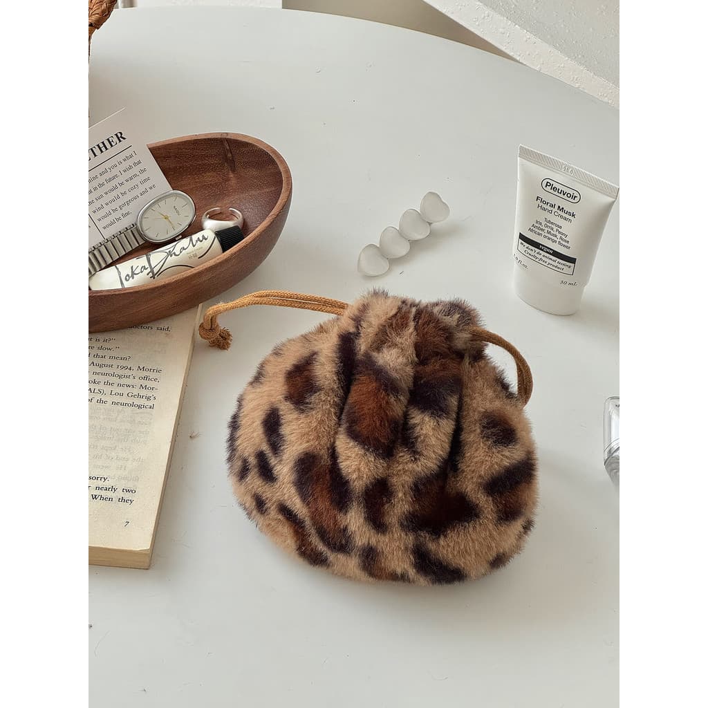 Bonito leopardo impressão cordão bolso saco cosmético tamanho pequeno viagem portátil Carry-on saco cosmético saco de ar