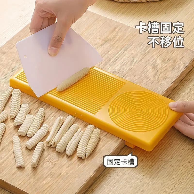 Macarrão peixe lavatório ferramenta de macarrão Ma Shizi tábua de lavar orelha de gato molde de macarrão esfregando plac