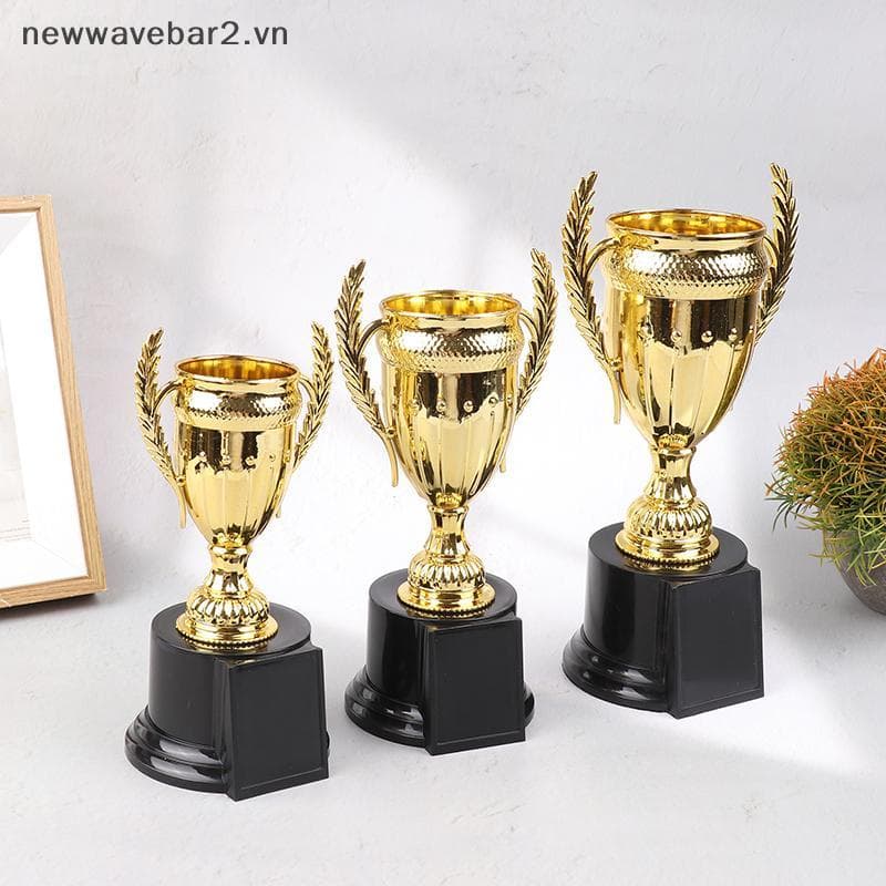 Nobleflying Novo 1 Peça Mini Troféu De Prêmio De Plástico Crianças Vencedor Troféus De Ouro Brinquedos Para Recompensa C