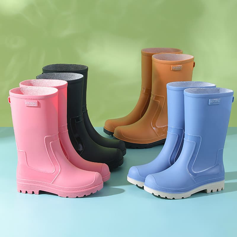 Botas de chuva femininas de cano médio multicoloridas, estilo coreano e japonês, botas de água slip-on, botas de água cl