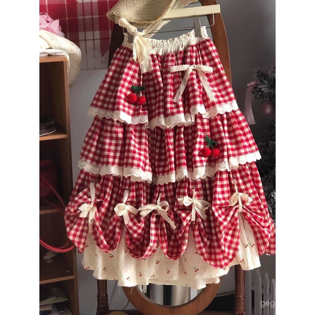 Saia Midi Feminina Xadrez Cereja com Detalhes em Renda e Camadas