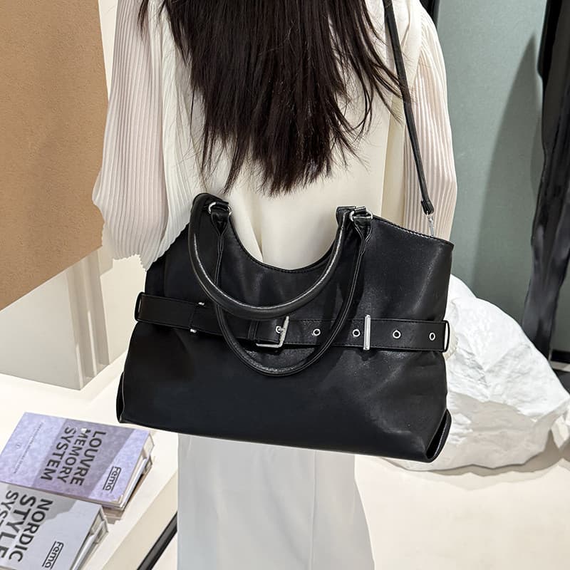Moda legal quente menina de um ombro mensageiro grande saco feminino 2026 novo estilo grande capacidade sacola luz luxo