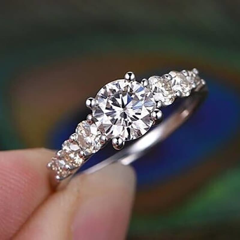 Anel de diamante princesa de diamante de simulação