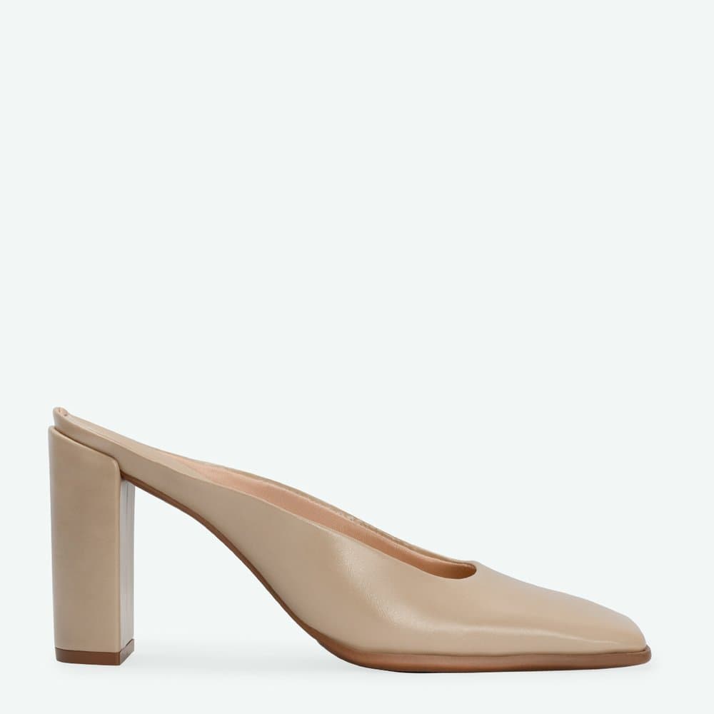 Mule Feminino Elisa Bico Fino Elegante Confortável