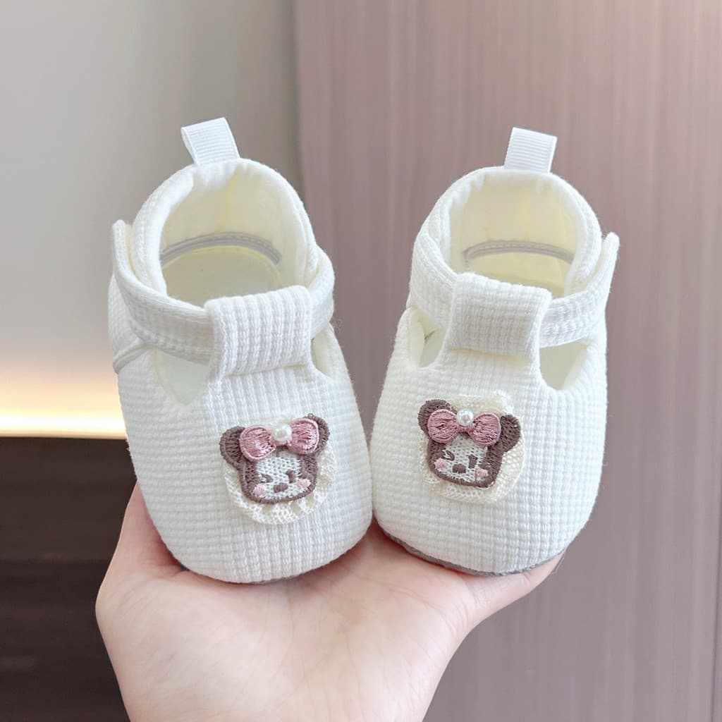 Primavera verão outono bebê sapatos de proteção para os pés 0-1 anos de idade bebê menina 3-6 meses cem dias sola macia