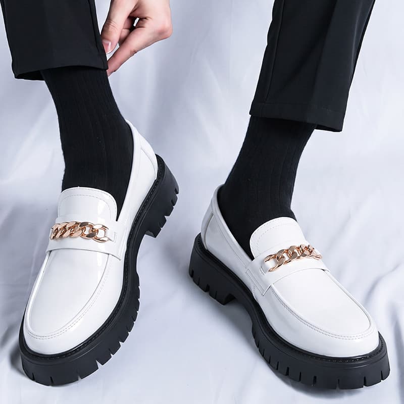 Sapatos de couro branco meninos novo estilo de um Pedal brilhante de sola grossa sapatos masculinos estúdio fotográfico