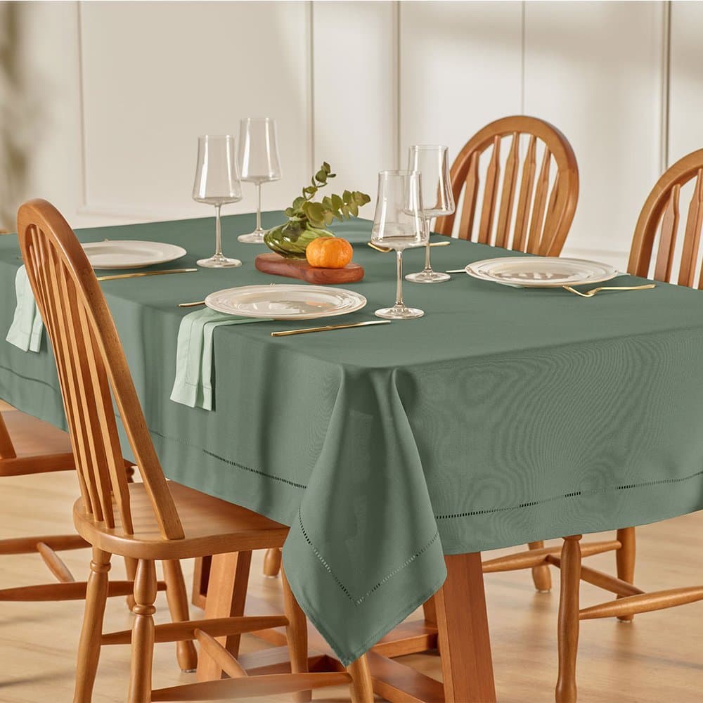 Toalha de Mesa Retangular 6 lugares Tecido Glamour - Casa Argivai