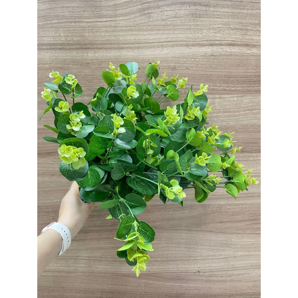 Galho Artificial de Eucalipto Verde com 16 Ramos (47cm)/C0047