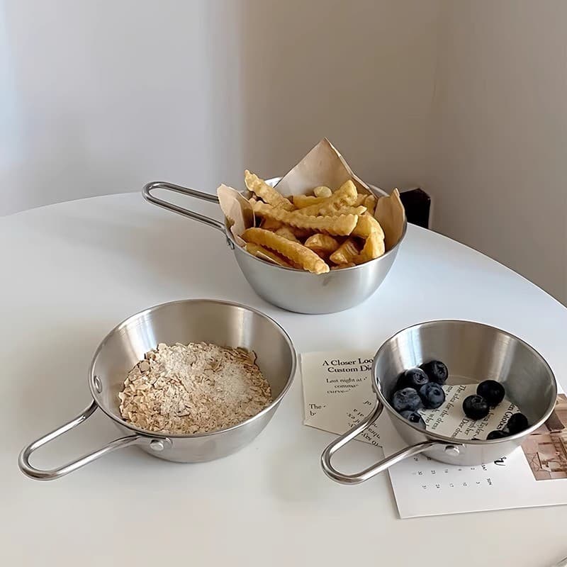 Tigela de aço inoxidável espessada estilo coreano com alça para uso doméstico, adequada para molho de fondue, petiscos e
