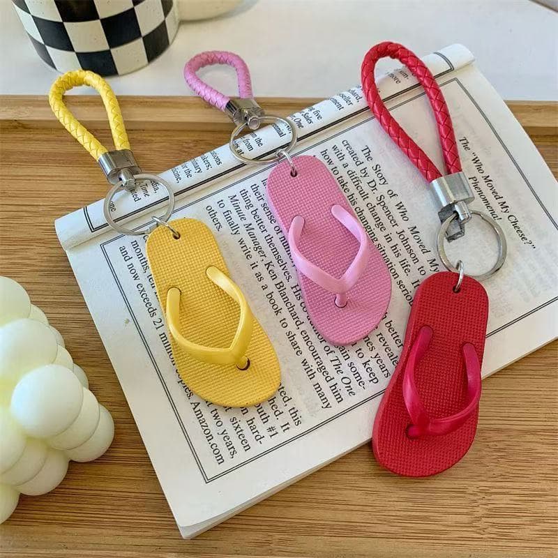 Chaveiro de mini chinelo, pingente criativo de boneca em formato de chinelo, acessório feminino para bolsa inspirado na