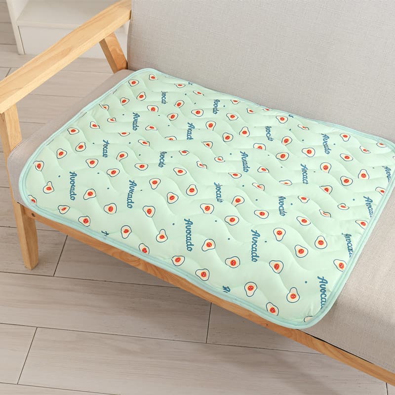 Novo produto cão verão almofada de dormir resfriamento almofada fria almofada de seda gelo canil respirável