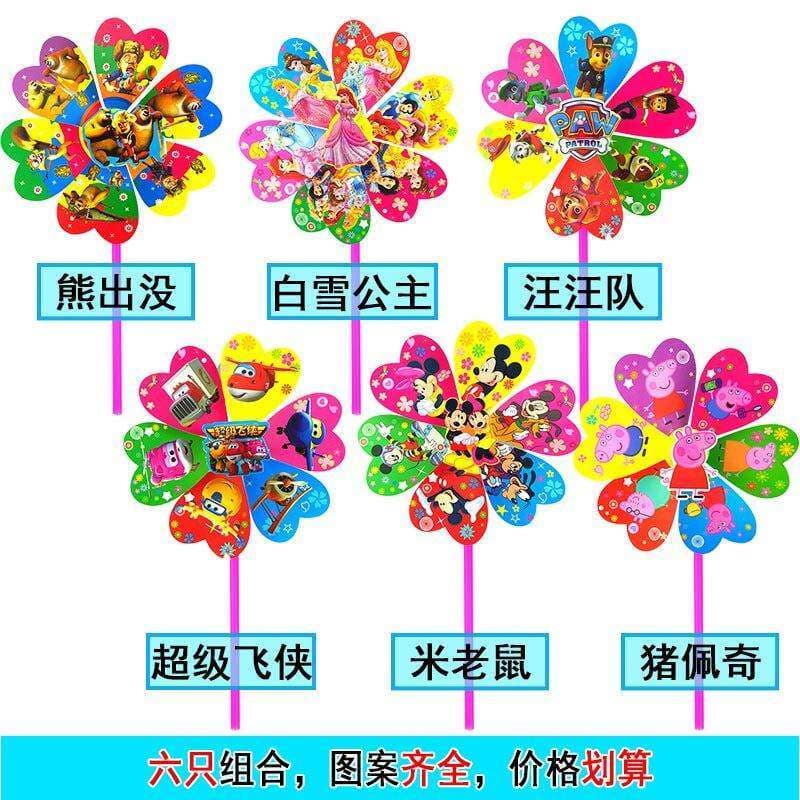 。Moinho de vento dos desenhos animados brinquedo crianças ao ar livre empurrar luminoso mercado noturno pequeno moinho d