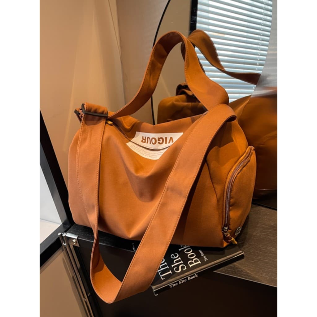 Bolsa de lona de grande capacidade 2025, novo estilo, bolsa de viagem feminina, pequena, leve, esportiva, academia, sepa