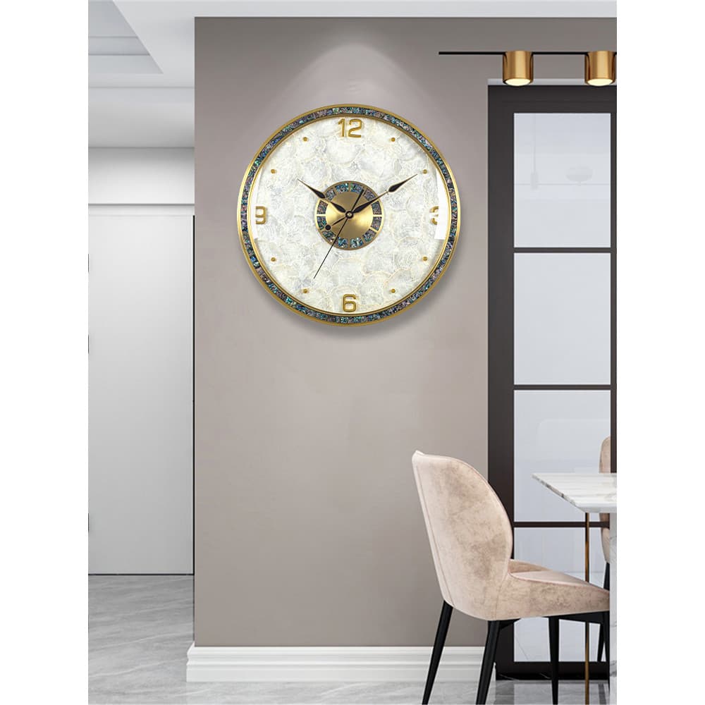 Hanshi sala de estar luz luxo Metal relógio parede casa decoração criativa escudo relógio mudo quartzo HW8098