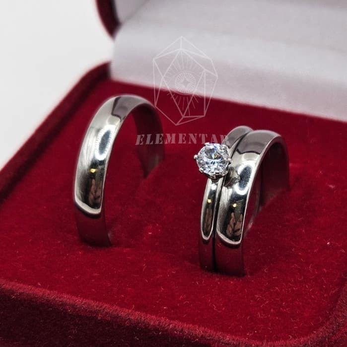 Par de Alianças Namoro Compromisso Lisa Arredondada Fina 4mm com anel Solitário Aço inox 316L