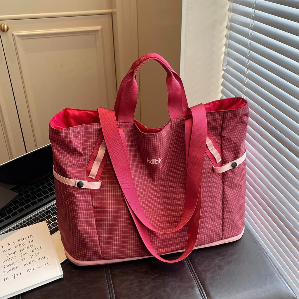 Expansível impermeável Oxford pano bolsa feminina 2026 novo estilo portátil bolsa de ombro Commuter All-Match negócios v